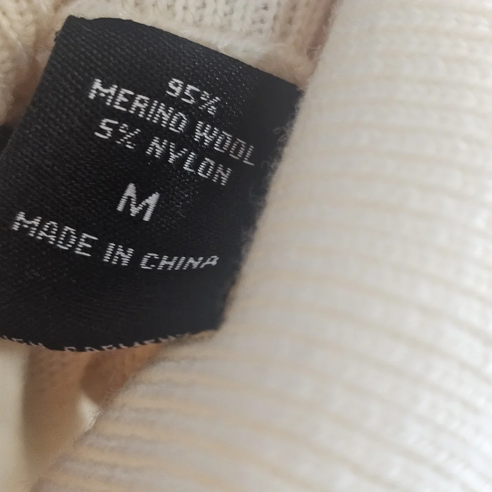 Moda International Ivory Knit Sweater Merino Wool 95%{Bx20}